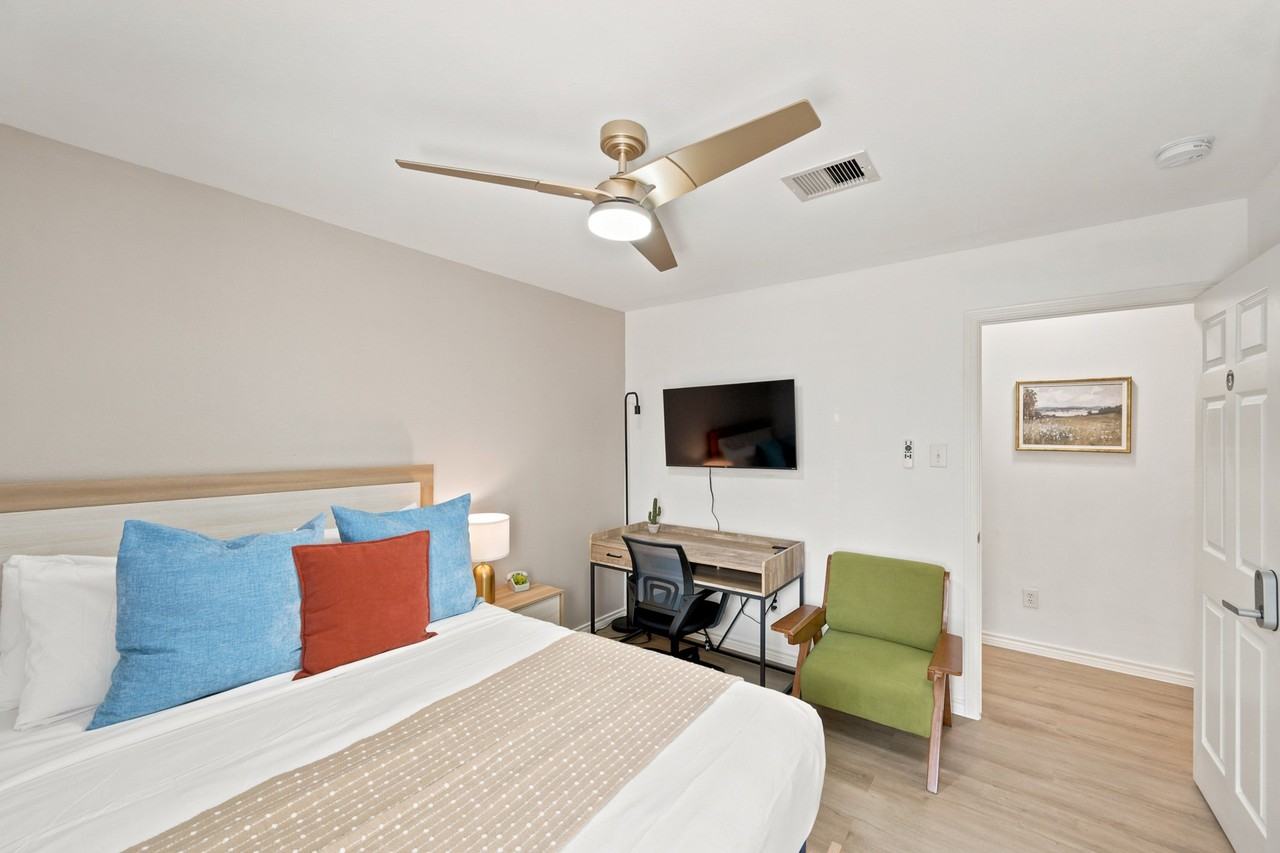 3565 Dreyfus St - Photo 6 of 20