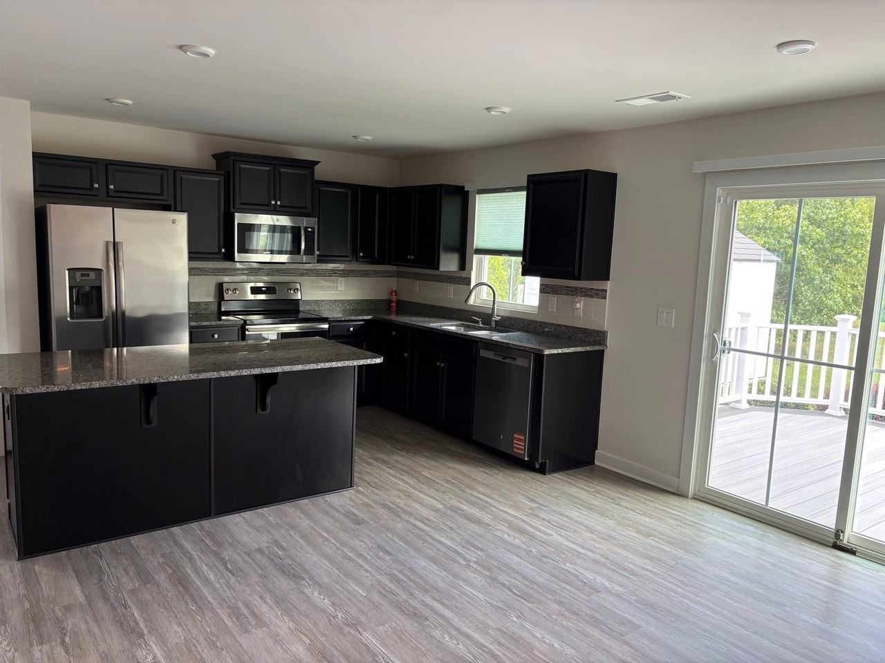 18304 Patchwork Dr - Photo 2 of 16