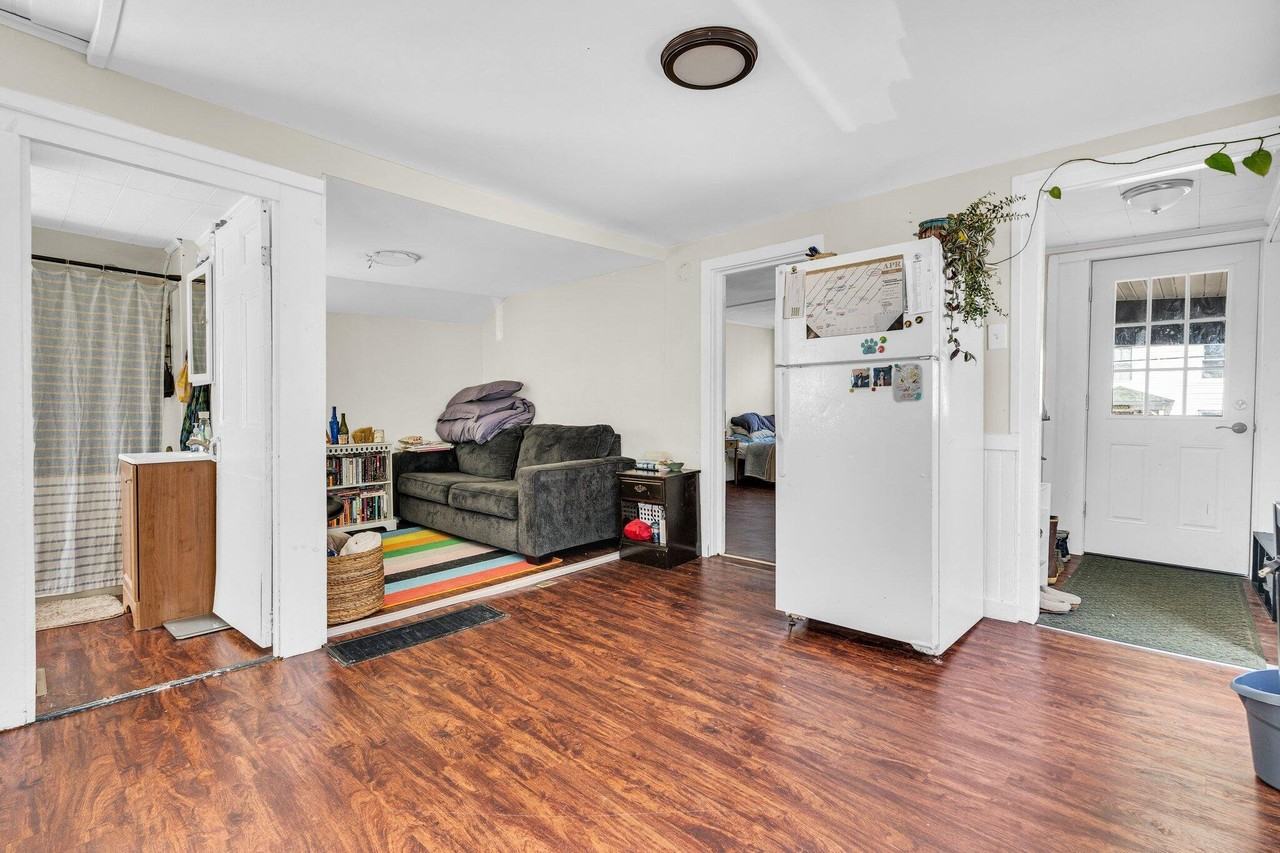 66 Union St - Photo 2 of 6