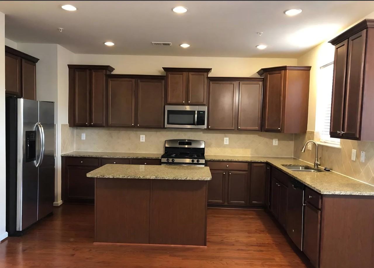 670 Highland Farms Cir - Photo 2 of 13