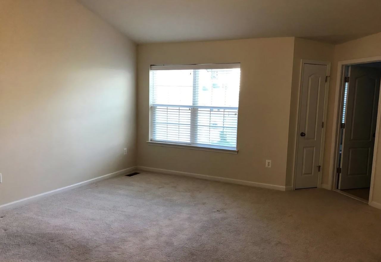 670 Highland Farms Cir - Photo 6 of 13