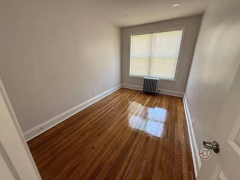 1623 Garfield St #1R - Photo 5 of 7