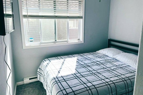 607 N Franklin Ave - Photo 4 of 5