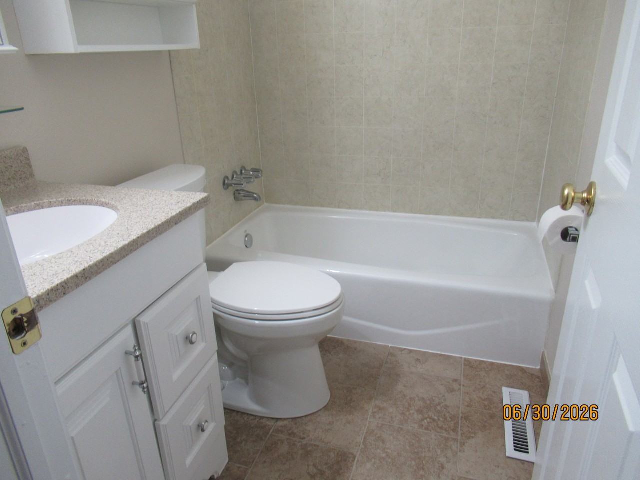 3327 Se 4th Ct - Photo 4 of 20