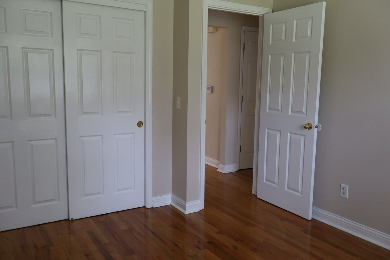 3327 Se 4th Ct - Photo 7 of 20