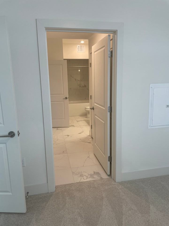2590 N Brighton Blvd #1 - Photo 4 of 20