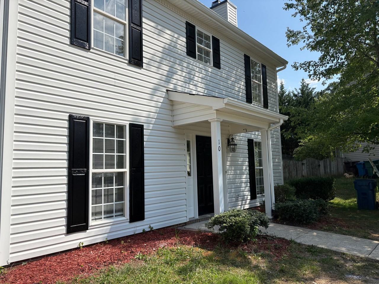 10 Kilburn Ln - Photo 3 of 43