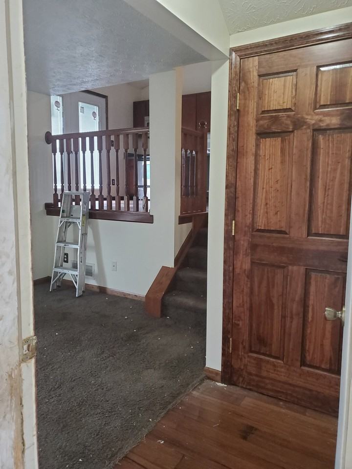 1864 Pine Grove Pl - Photo 3 of 20