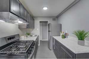 featured image of 865 Lower Ferry Rd