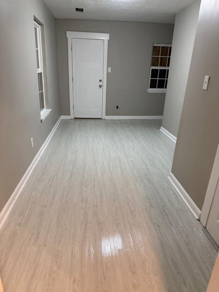 3354 Guernsey Ave - Photo 3 of 11
