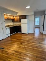 featured image of 14 Oxford St #3