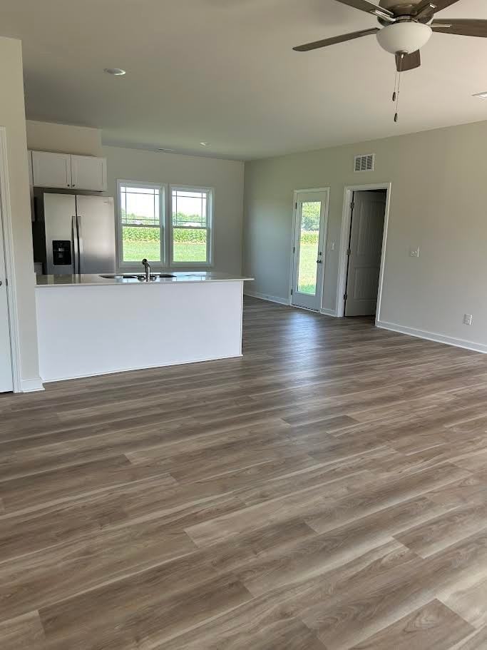 189 Jacobs Ridge Dr - Photo 2 of 17