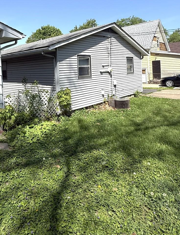 2148 N Church St - Photo 5 of 20