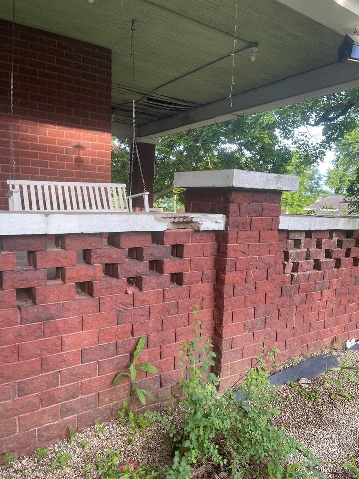 330 S Madison St - Photo 3 of 20