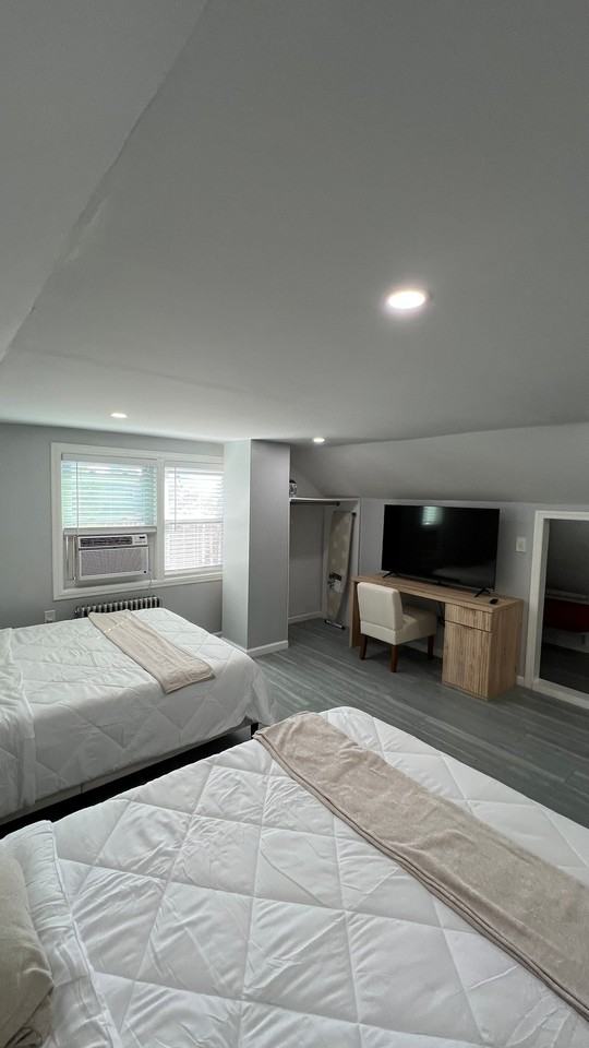 28 Linden Ave #2