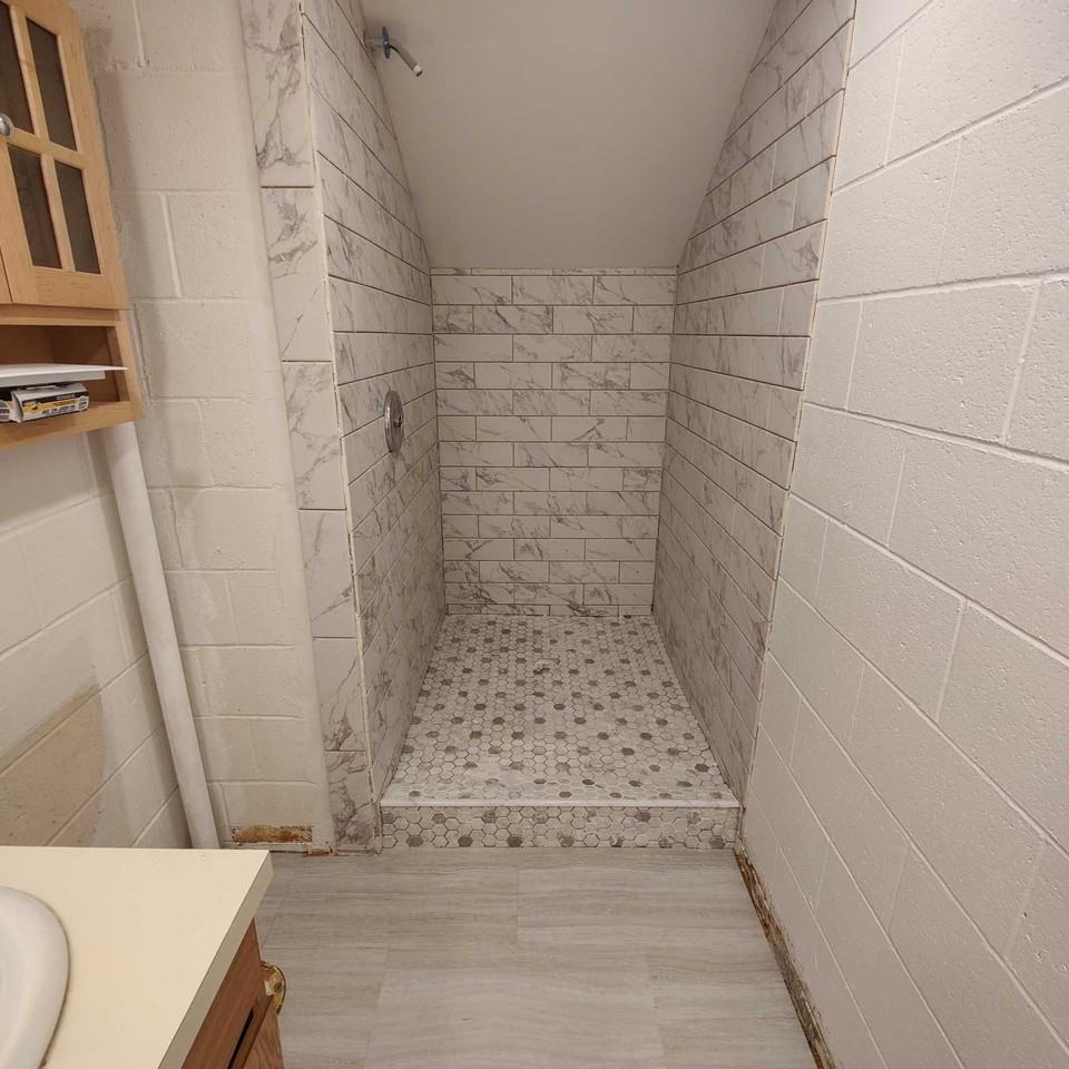 105 2nd Ave Sw #7 - Photo 5 of 14