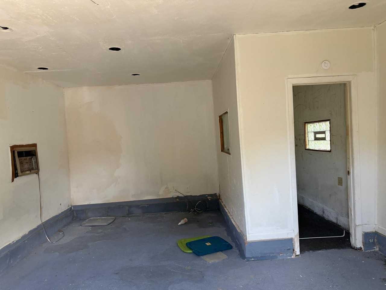 1400 S Westmoreland Ave - Photo 7 of 19
