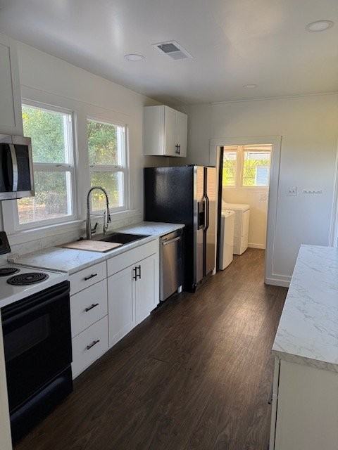 941 Liberty Ln - Photo 5 of 12