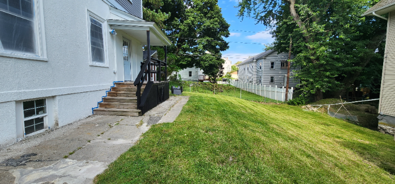 12 Woodford St #3 - Photo 7 of 28