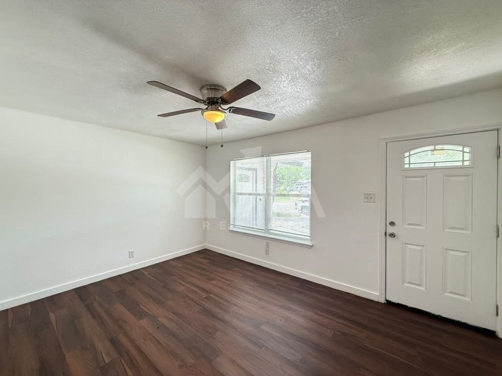 5306 Boatman Rd - Photo 4 of 15