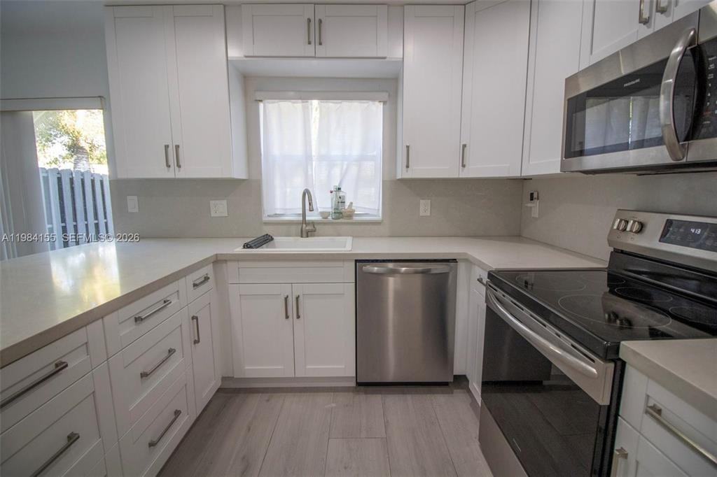 4844 Grapevine Way - Photo 6 of 8