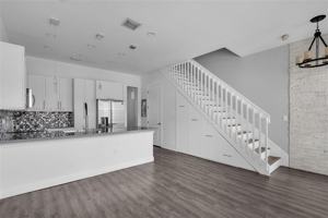 featured image of 624 Sw 147th Ave