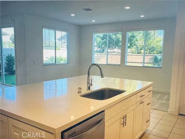 14472 Windfall Ln - Photo 3 of 8