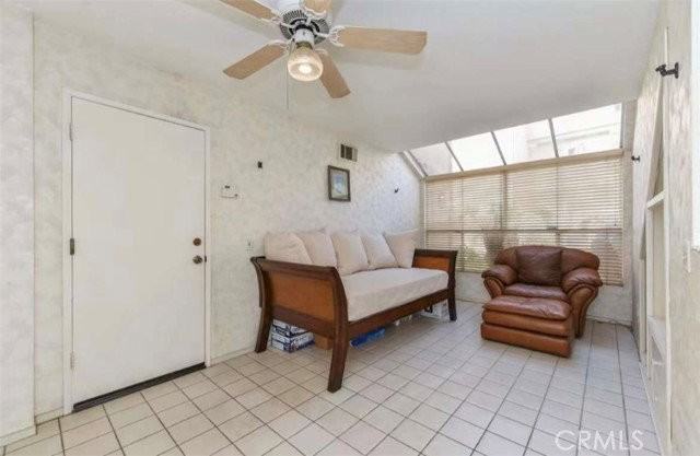 43 Almador - Photo 2 of 7