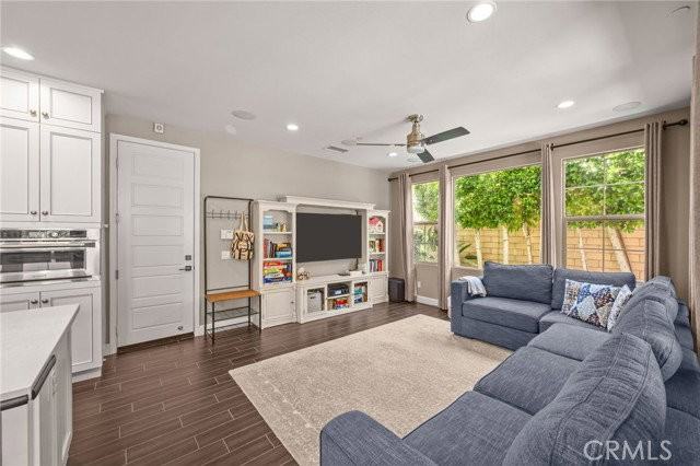 357 Laurel - Photo 5 of 8