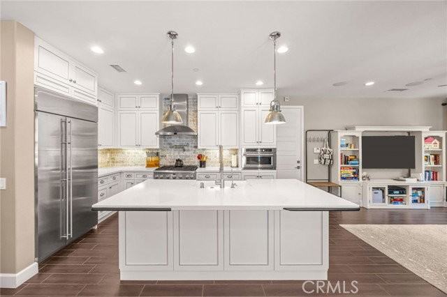 357 Laurel - Photo 7 of 8