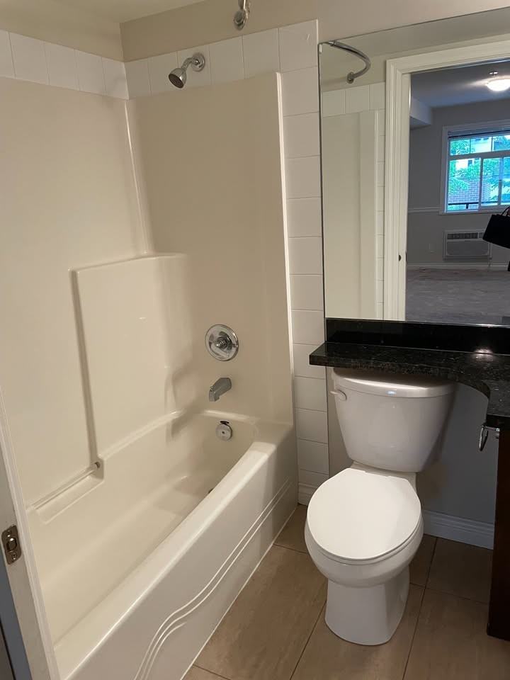 7441 5650 201A St #206 - Photo 4 of 9