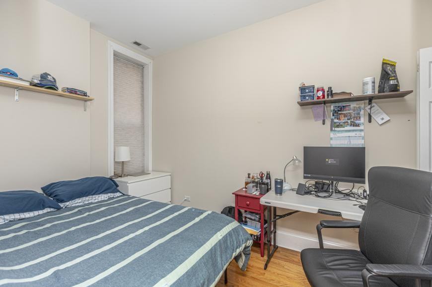 456 W Armitage Ave - Photo 4 of 10
