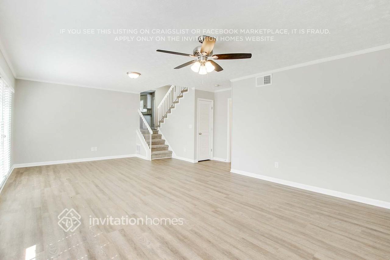 3492 Hollow Tree Dr - Photo 5 of 26