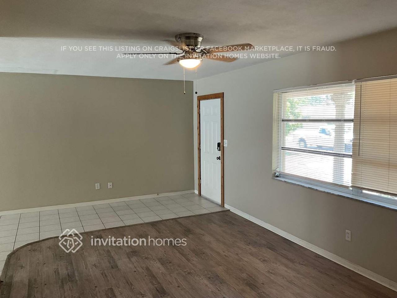 8924 110th Ln - Photo 3 of 24
