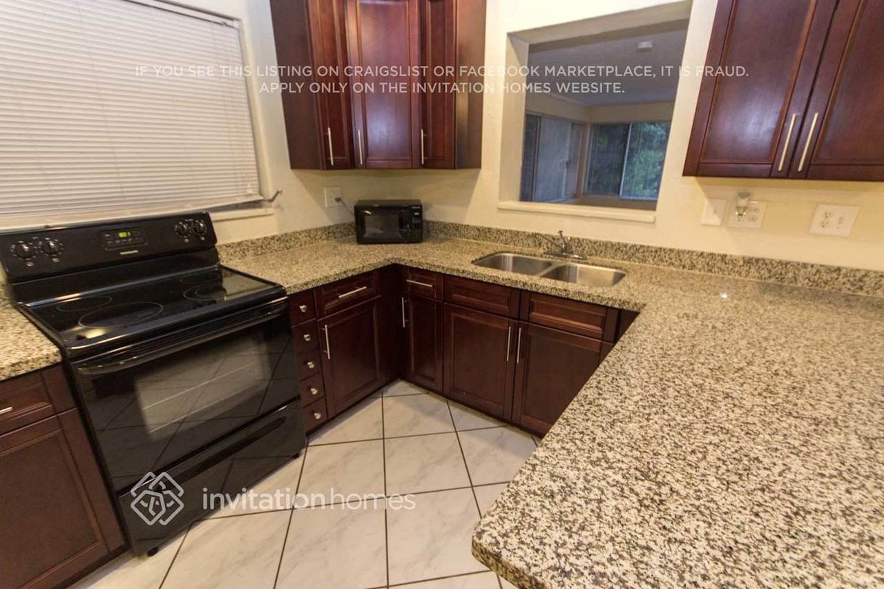 108 Nw 45th Ave - Photo 6 of 20