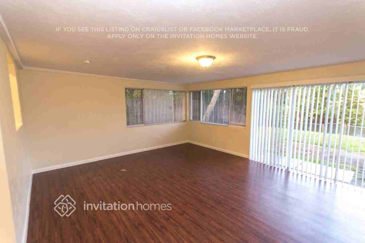 108 Nw 45th Ave - Photo 2 of 18