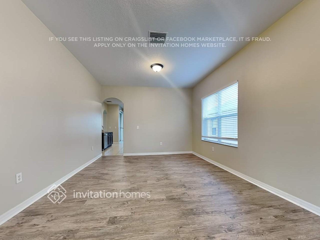 4453 Creekside Dr - Photo 4 of 23