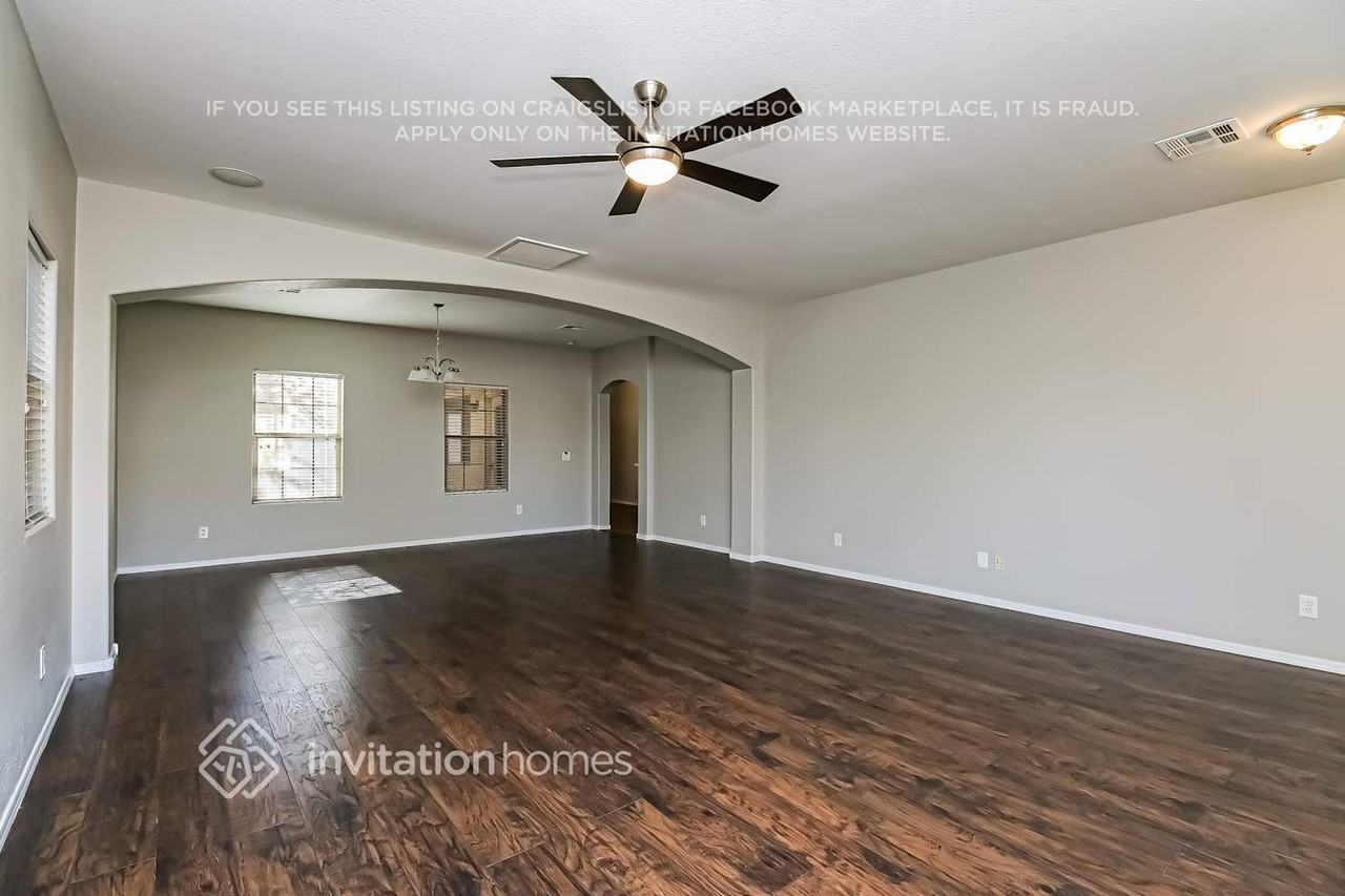3425 E Vernon St - Photo 4 of 16