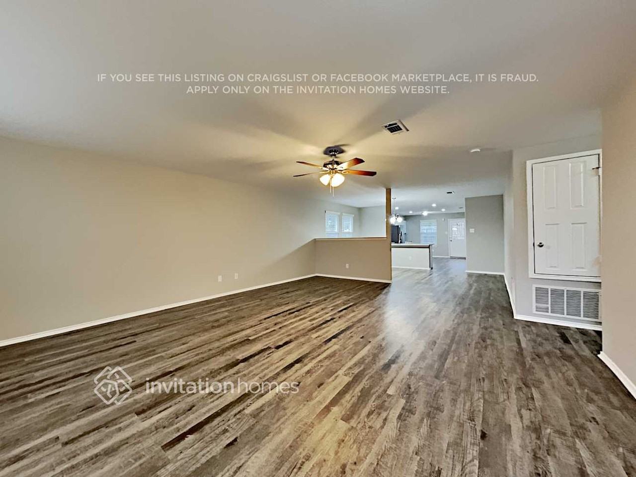 44 Daisy Dr - Photo 4 of 16