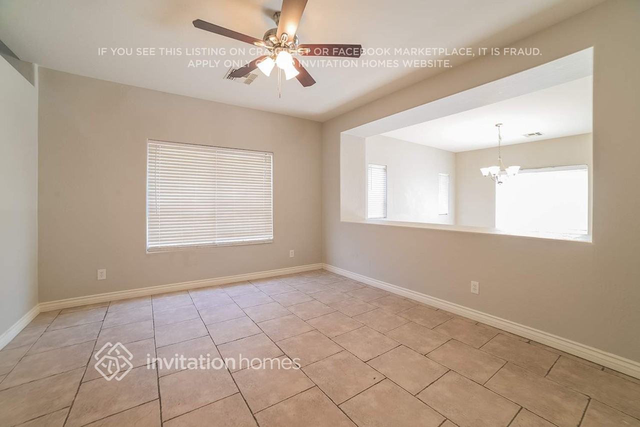 2054 N Illinois St - Photo 2 of 14