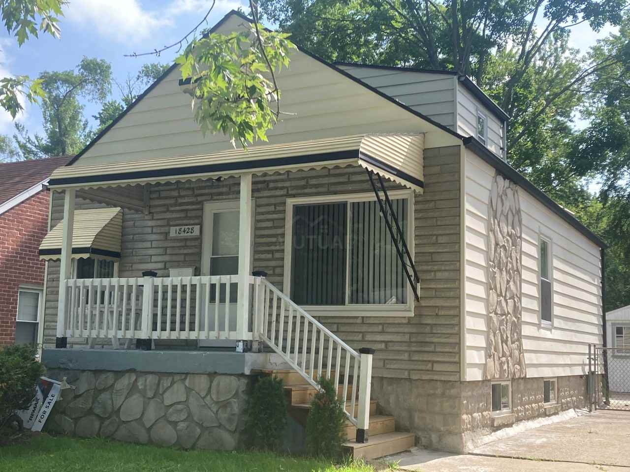 18428 Brady - Photo 2 of 8