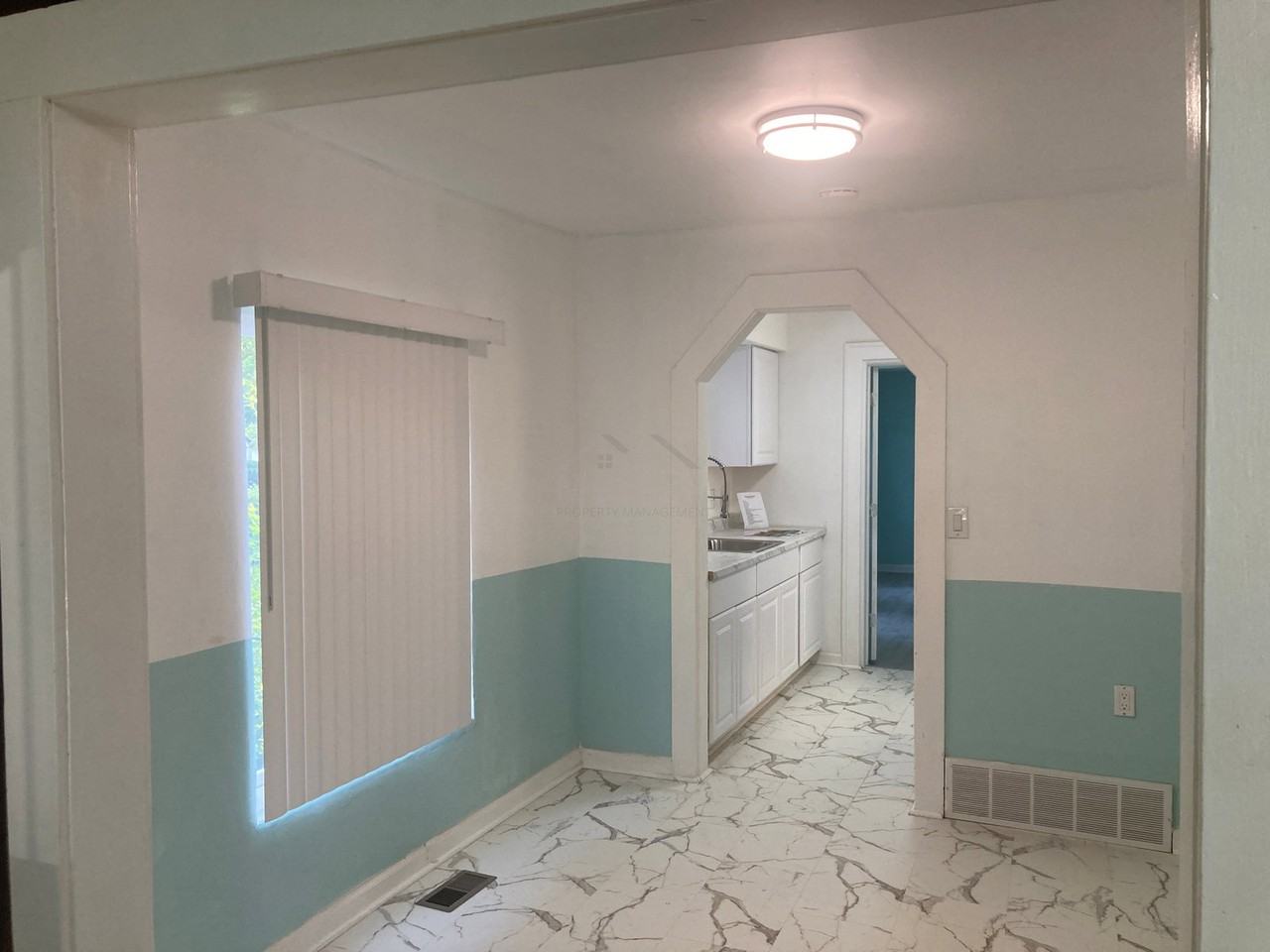 18428 Brady - Photo 5 of 8