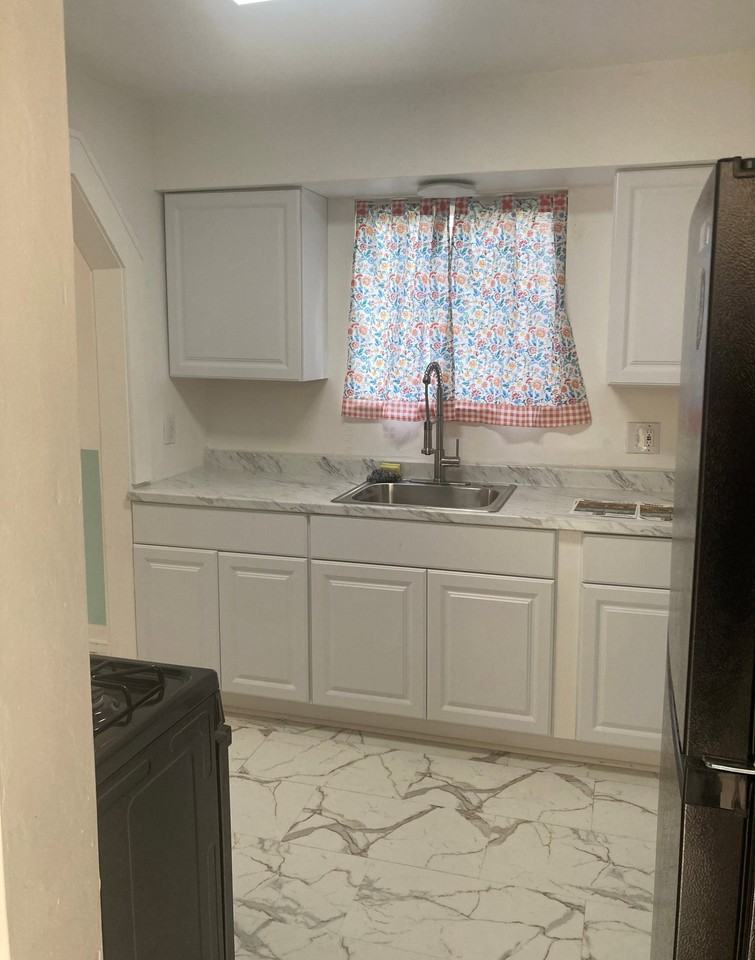 18428 Brady - Photo 6 of 8