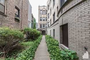 1432 W Farragut Ave #34-3D - Photo 1 of 1
