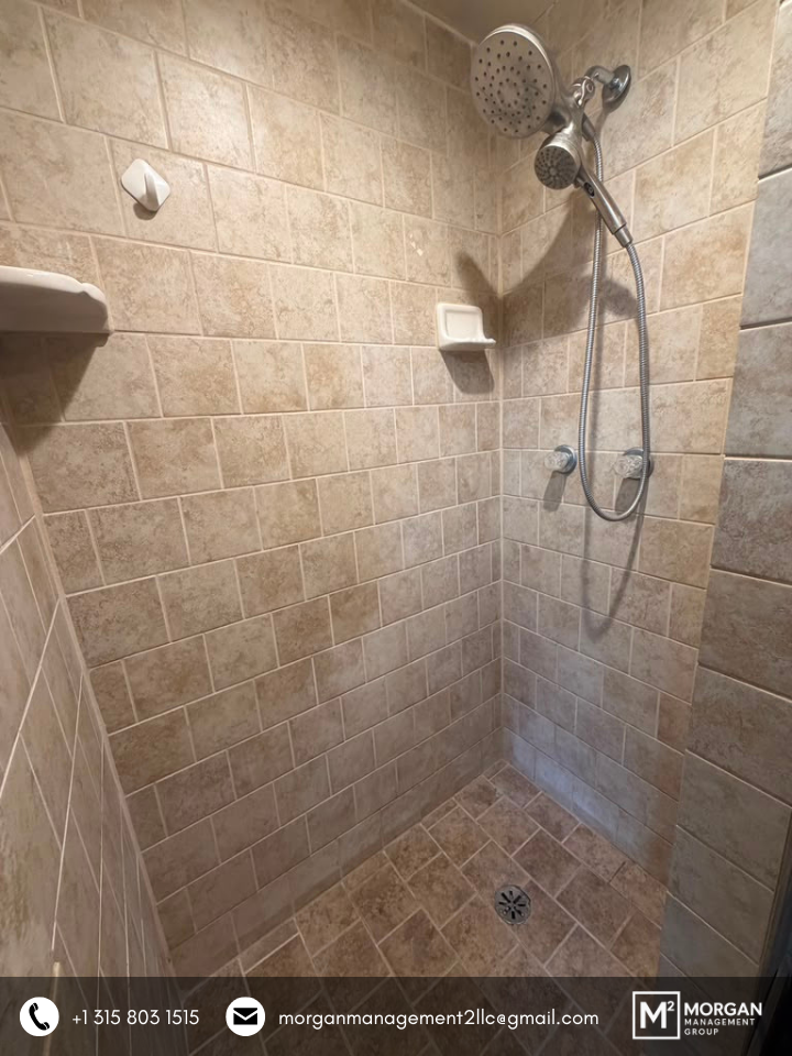218 W 4th St #FULL - Photo 4 of 12