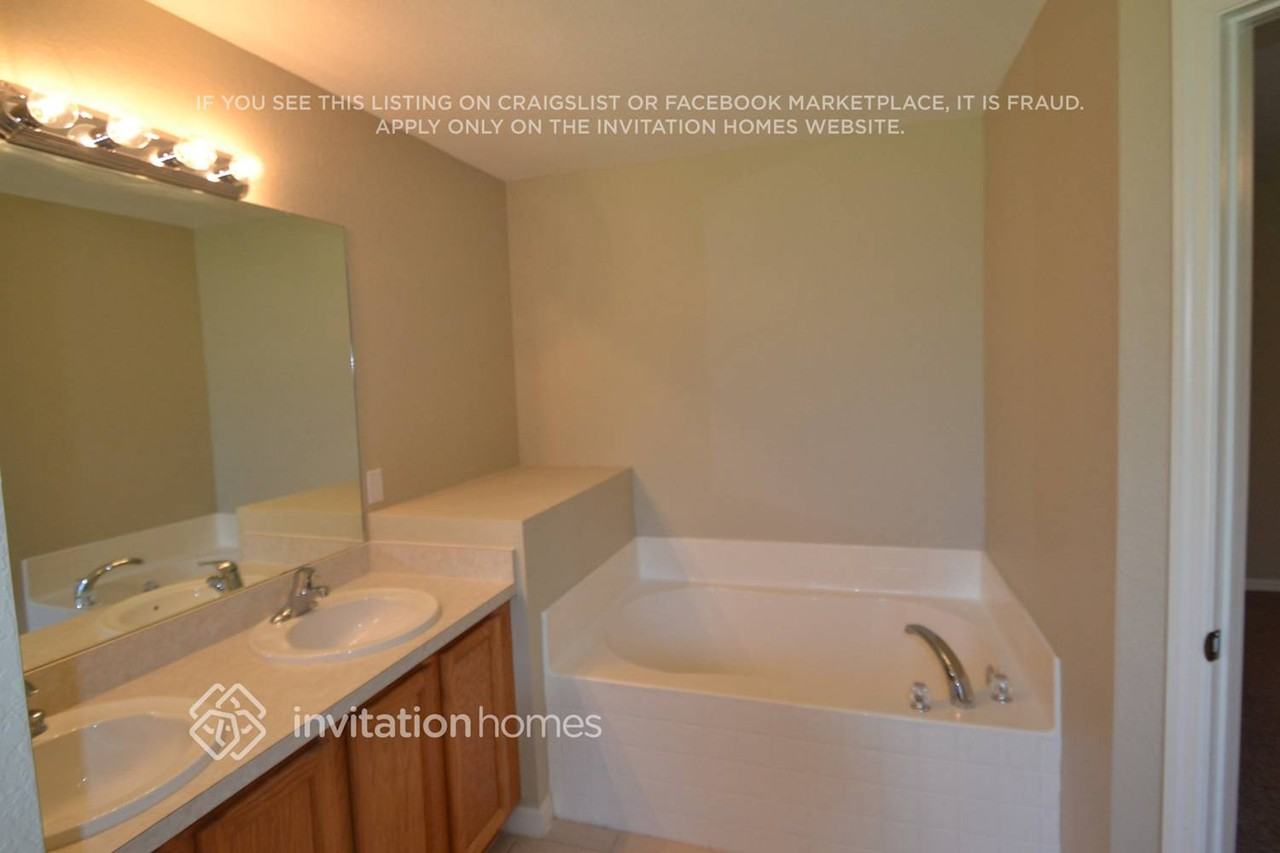 25026 Palisade Rd - Photo 6 of 8