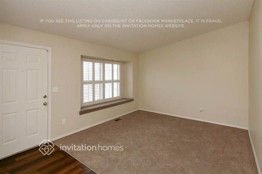 4633 Dearborn St - Photo 5 of 19