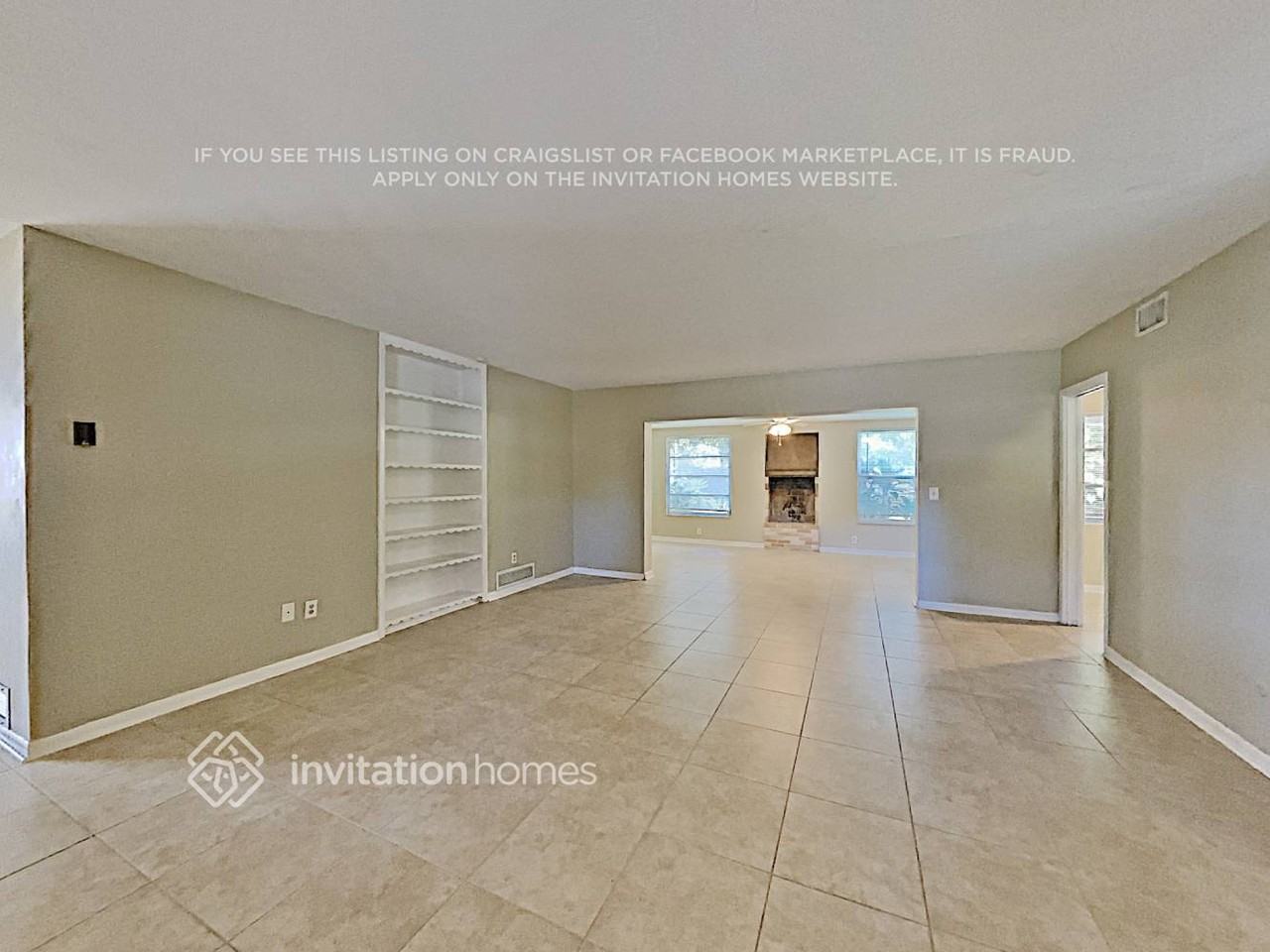12160 Croft Dr S - Photo 3 of 17
