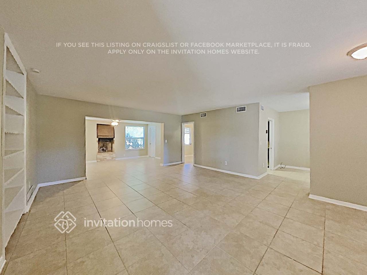 12160 Croft Dr S - Photo 4 of 17