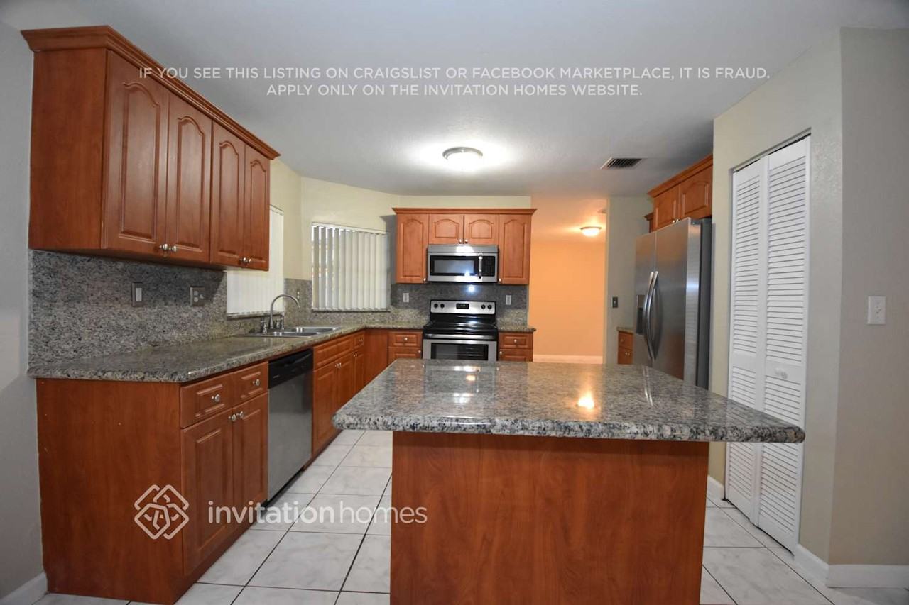 15813 Sw 79th St - Photo 6 of 24